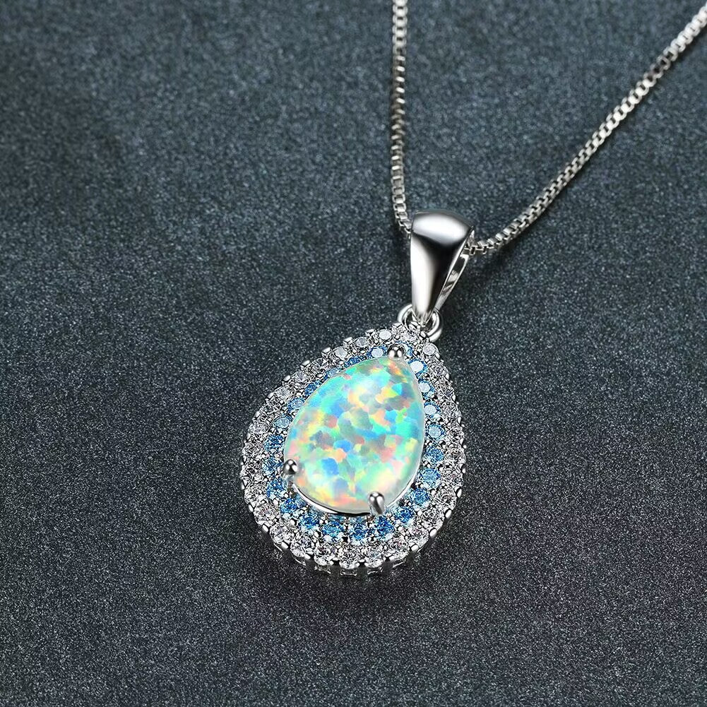Elegant And Exquisite Drop-shaped Women's Necklace